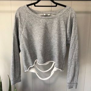 BOZZOLO GRAY OPEN DISTRESSED BACK SWEATER